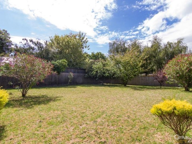 18 Sycamore Road, Frankston South VIC 3199
