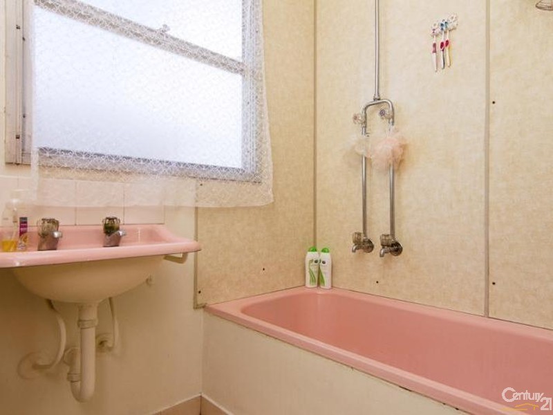 13 Forest Drive, Frankston North VIC 3200