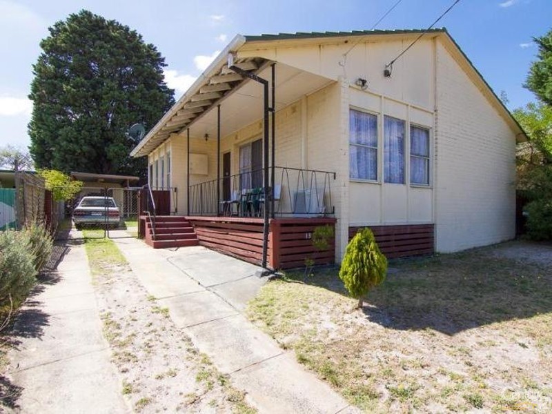 13 Forest Drive, Frankston North VIC 3200