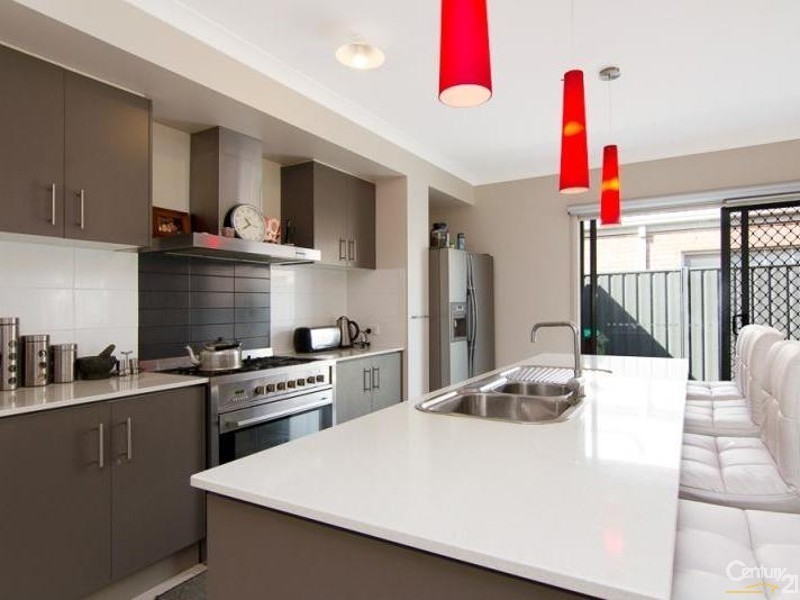 3 Datura Avenue, Cranbourne North VIC 3977