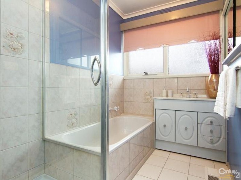 24 Sycamore Road, Frankston South VIC 3199