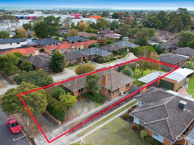 7 Reservoir Road, Frankston VIC 3199