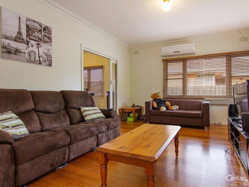 7 Reservoir Road, Frankston VIC 3199