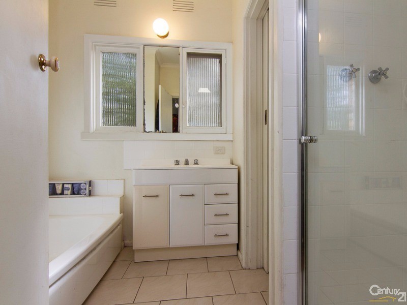 7 Reservoir Road, Frankston VIC 3199