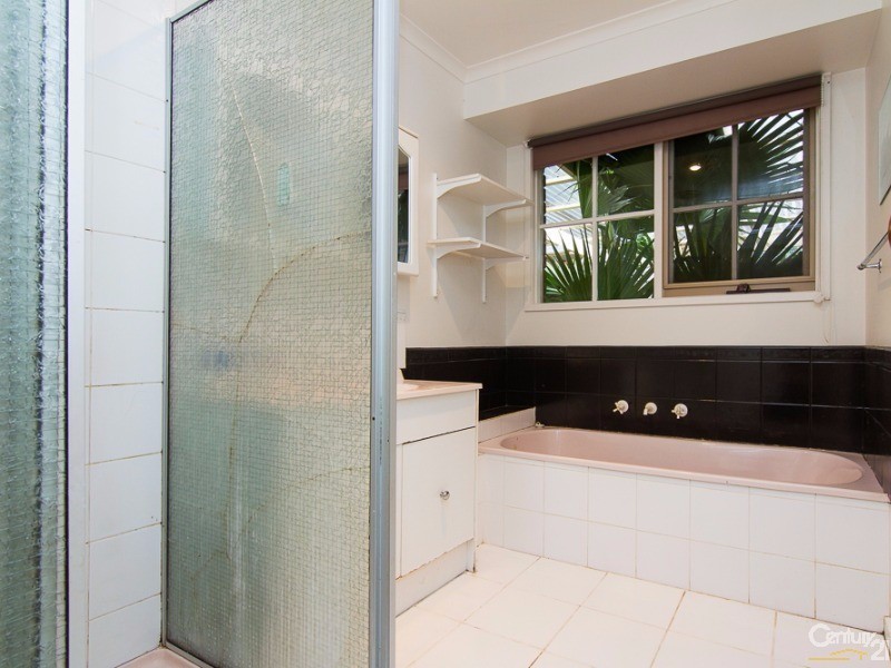 84 Clarendon Drive, Somerville VIC 3912