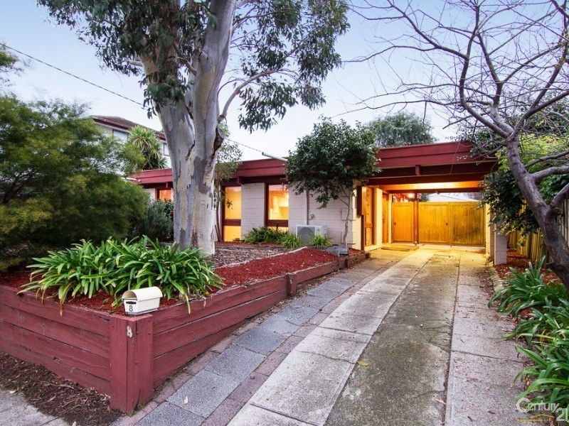 8 Elisdon Drive, Seaford VIC 3198