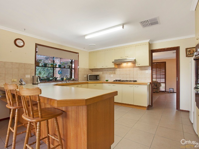 52 Burgess Drive, Langwarrin VIC 3910