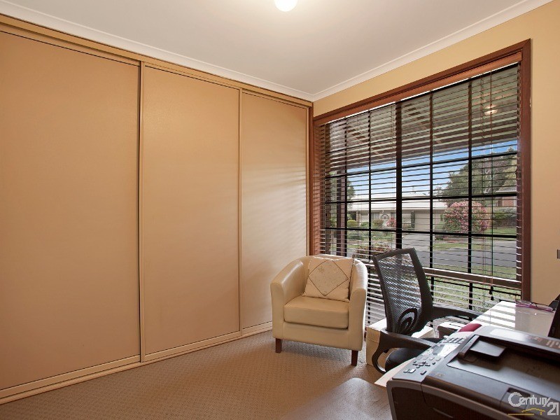 52 Burgess Drive, Langwarrin VIC 3910