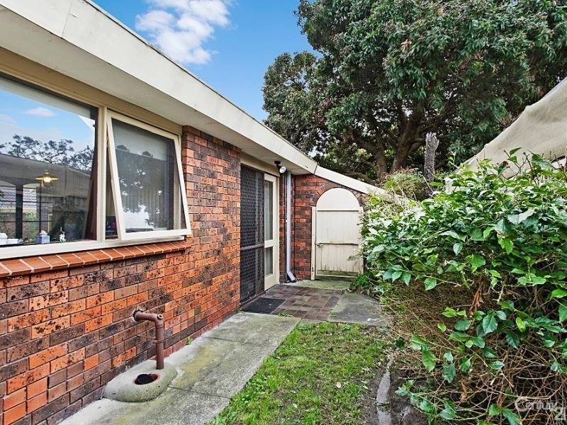 1/24 Reservoir Road, Frankston VIC 3199