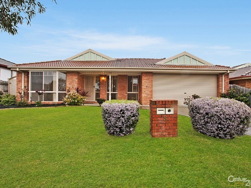 5 Trinity Drive, Langwarrin VIC 3910