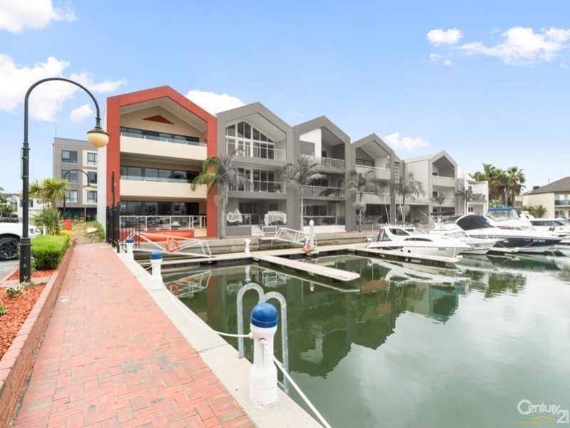 3 Southseas Place, Patterson Lakes VIC 3197