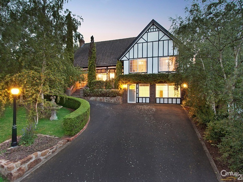 2 The Glade, Langwarrin VIC 3910