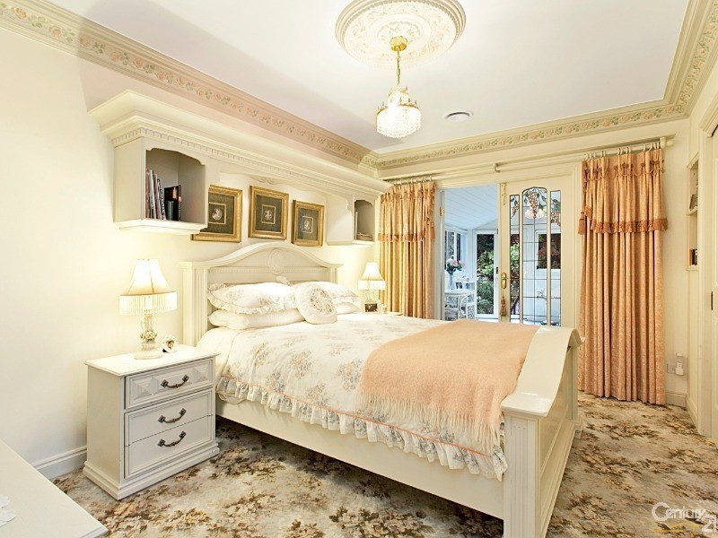 2 The Glade, Langwarrin VIC 3910