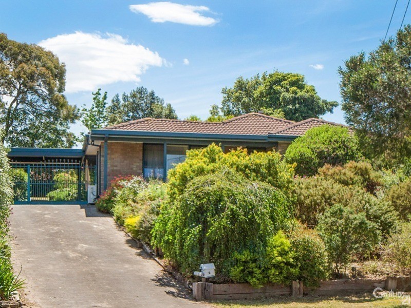 2 Varcoe Court, Frankston VIC 3199