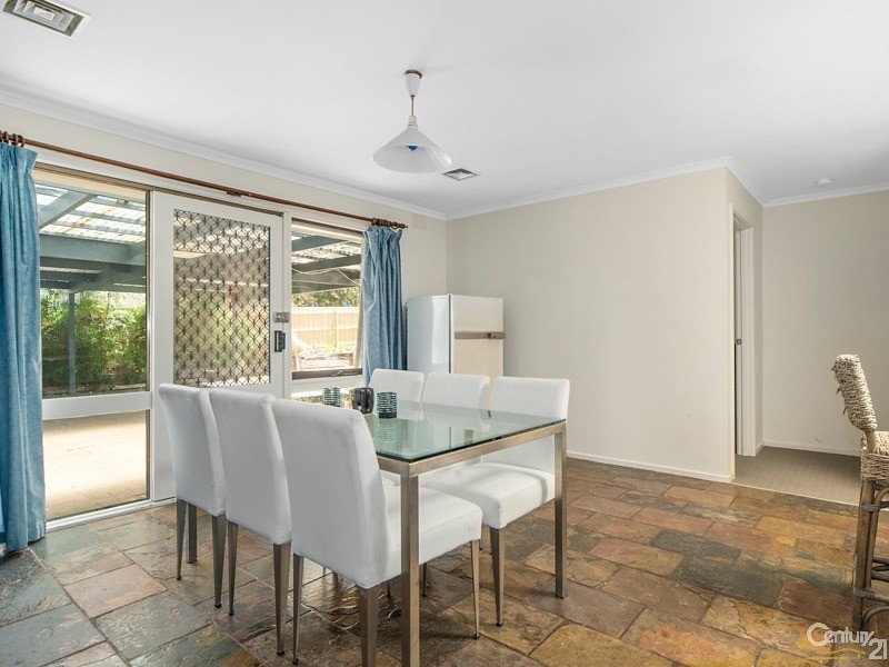 2 Varcoe Court, Frankston VIC 3199