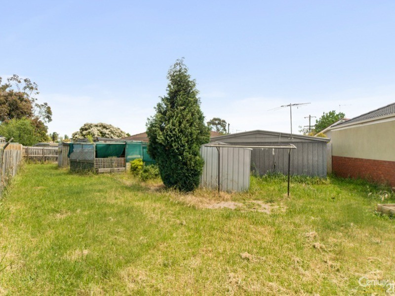 71 Brunning Crescent, Frankston North VIC 3200