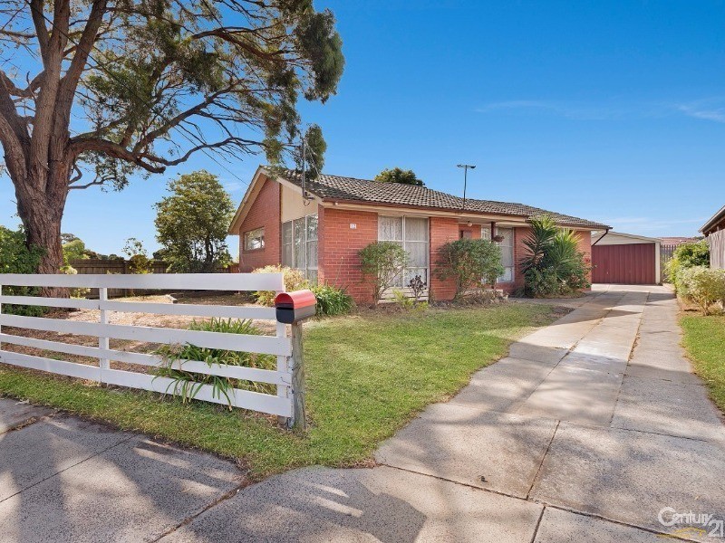 12 Pecan Court, Frankston North VIC 3200