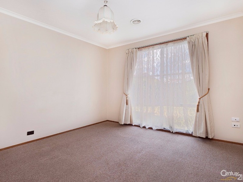 12 Pecan Court, Frankston North VIC 3200