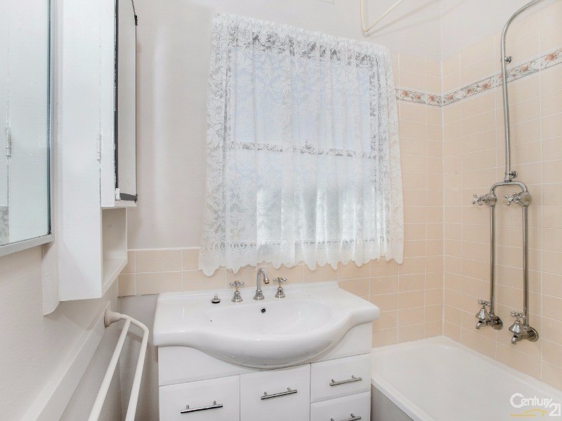 1 Windoo Street, Frankston North VIC 3200