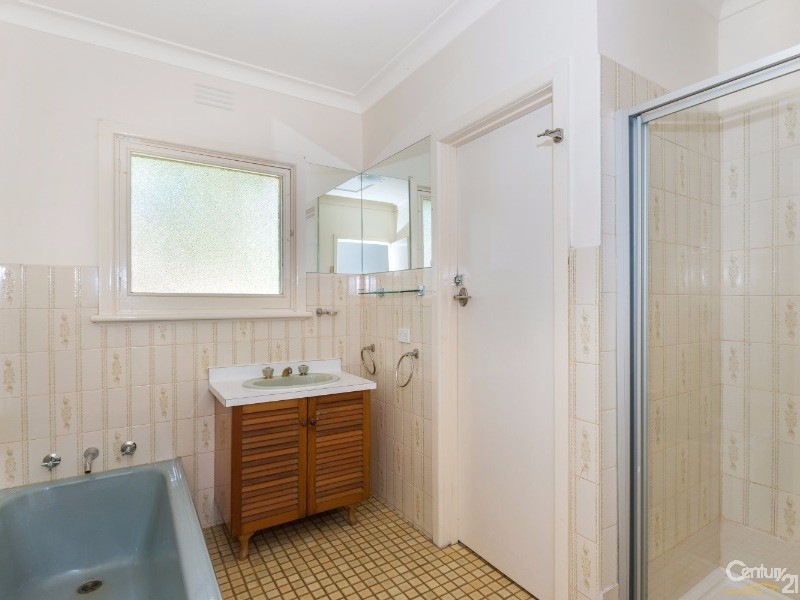 27 Humphries Road, Frankston South VIC 3199