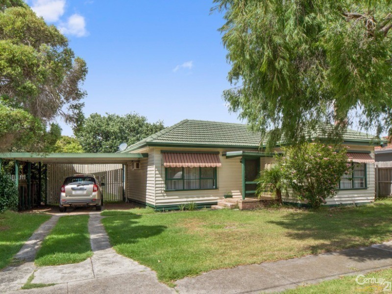 4 Martin Street, Seaford VIC 3198