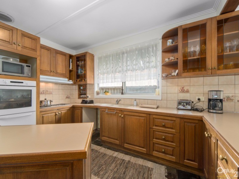 4 Martin Street, Seaford VIC 3198