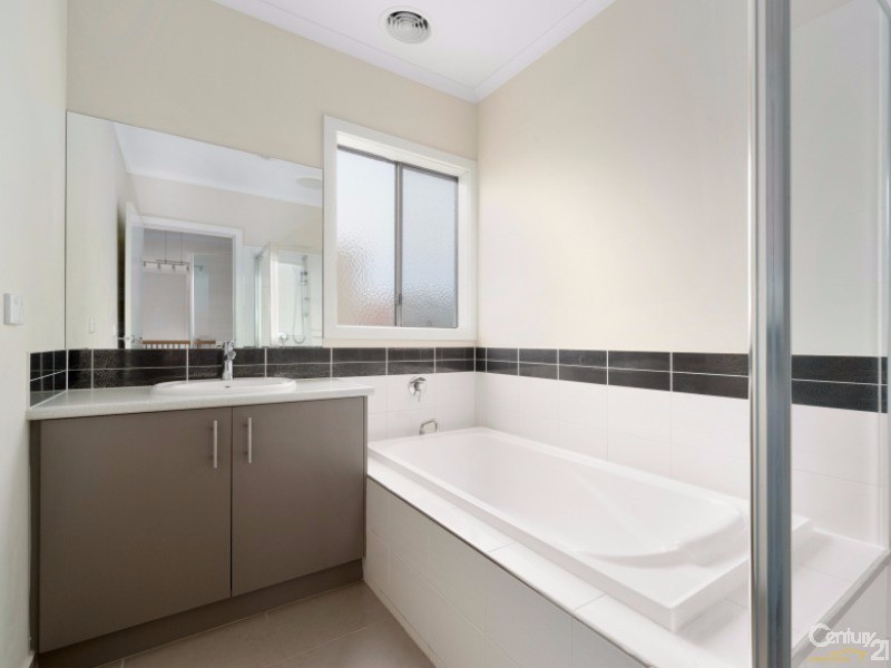 7 Wetland Drive, Patterson Lakes VIC 3197