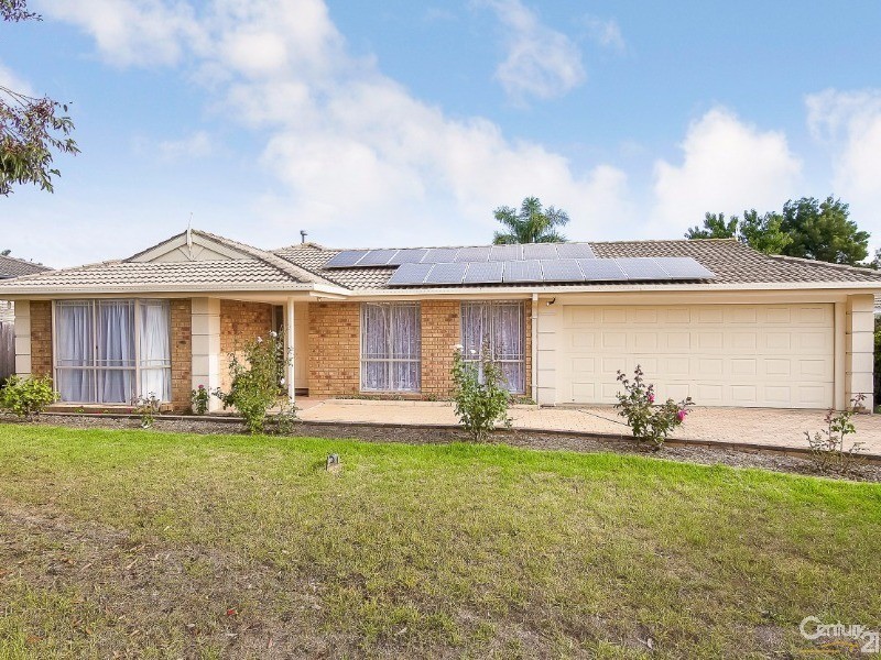4 Trameland Court, Langwarrin VIC 3910