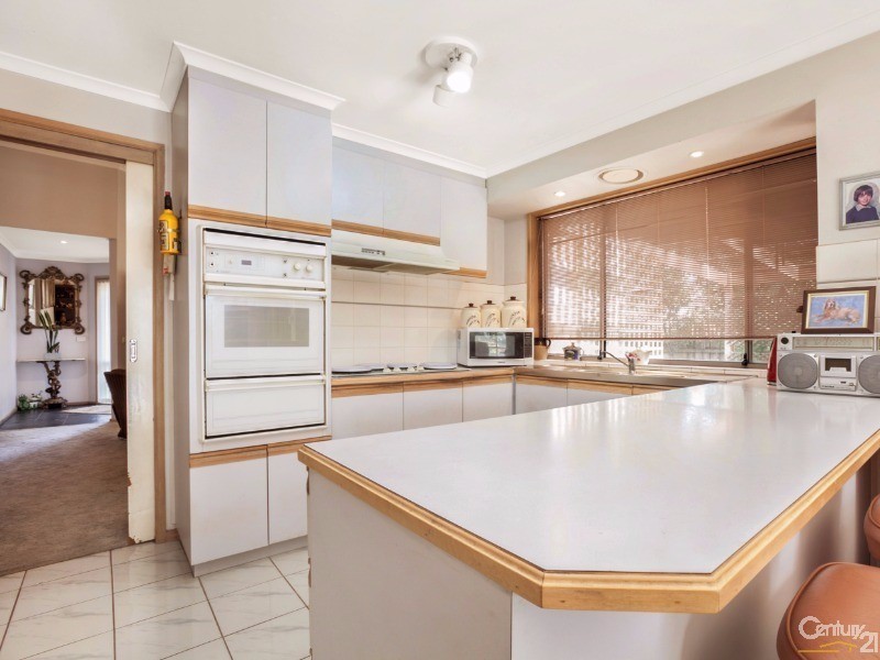 4 Eileen Court, Langwarrin VIC 3910