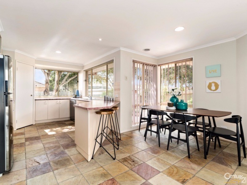 28 Bianca Drive, Aspendale Gardens VIC 3195