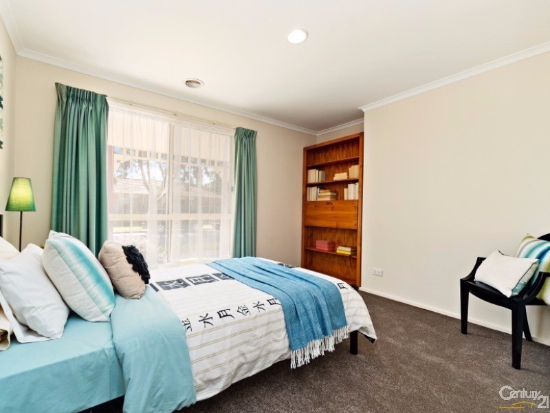 28 Bianca Drive, Aspendale Gardens VIC 3195