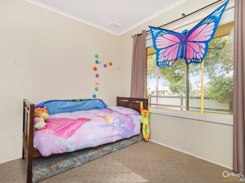 269 Frankston Dandenong Road, Frankston North VIC 3200