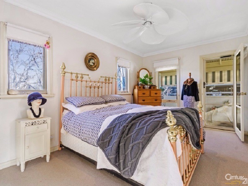 5 Gordon Street, Mornington VIC 3931