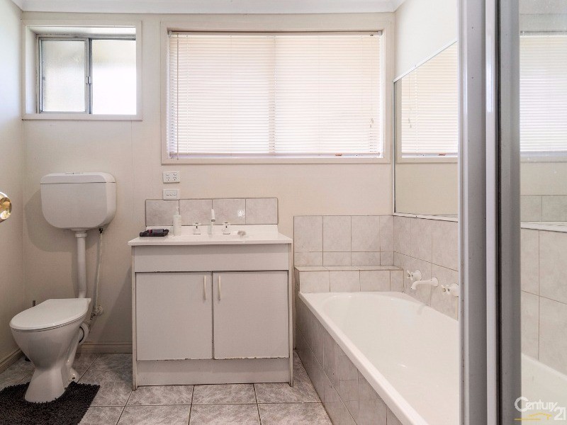 48 Karingal Drive, Frankston VIC 3199