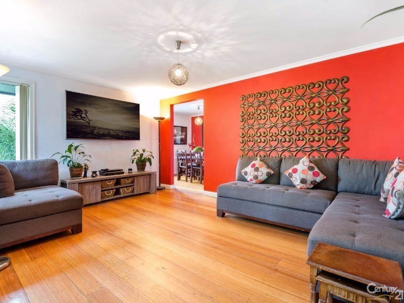 9 Carmel Court, Frankston VIC 3199