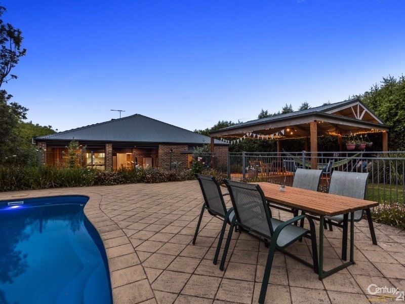 20 Woodrush Drive, Langwarrin VIC 3910