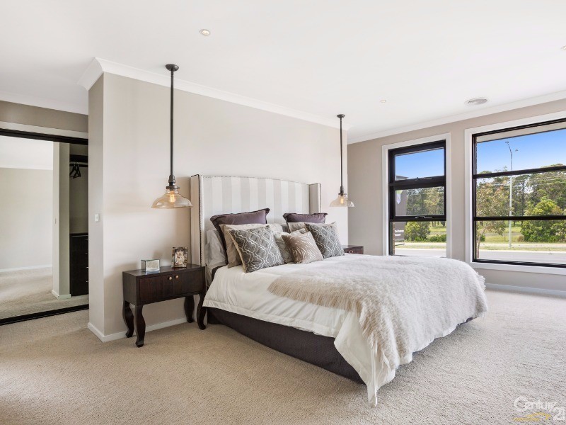 11 Red Maple Drive, Cranbourne West VIC 3977