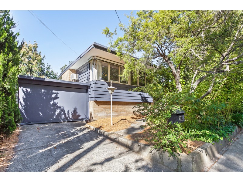 27 Wallace Avenue, Frankston VIC 3199