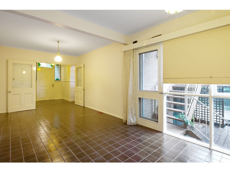 27 Wallace Avenue, Frankston VIC 3199