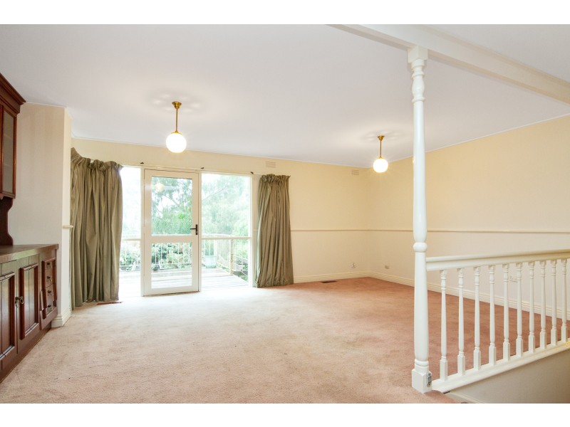 27 Wallace Avenue, Frankston VIC 3199