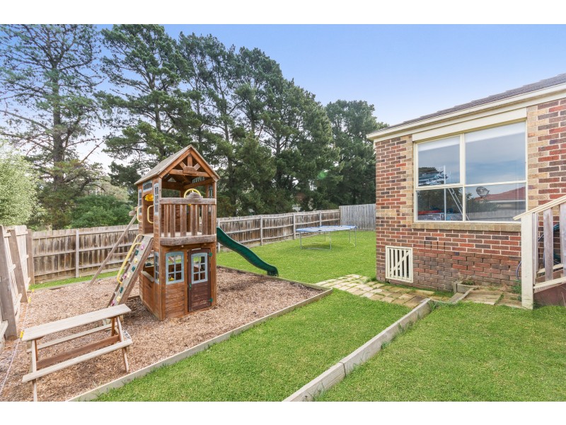 13 Sundown Walk, Frankston South VIC 3199