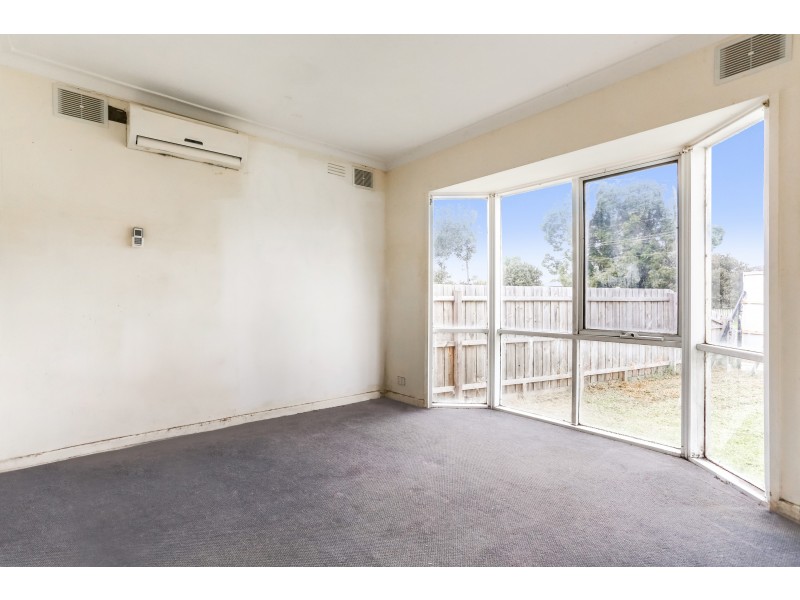 1 Tyrone Street, Seaford VIC 3198