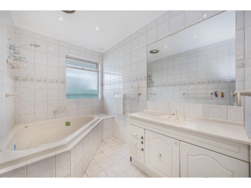 16 Hannah Street, Seaford VIC 3198