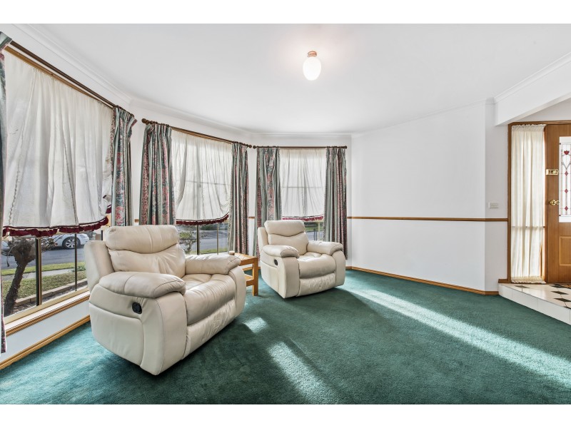 44 Jarman Drive, Langwarrin VIC 3910