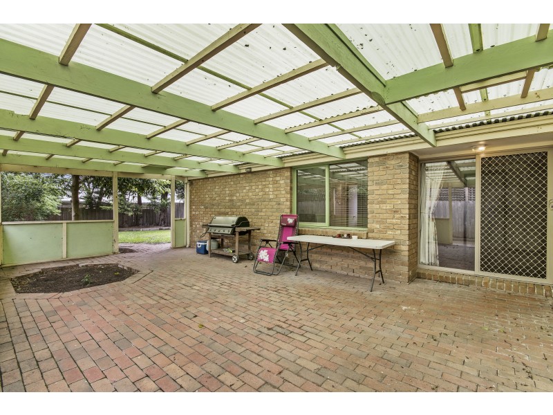 6 Diana Court, Langwarrin VIC 3910