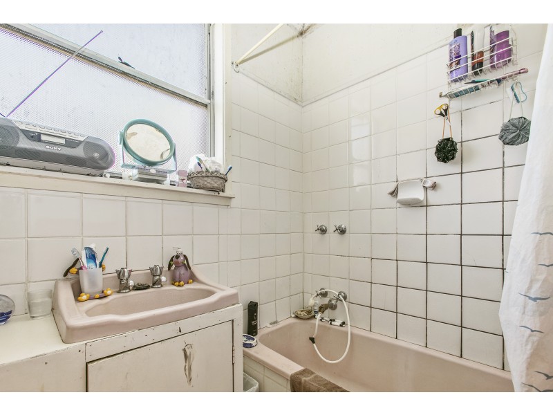 4 Hodgins Crescent, Frankston North VIC 3200