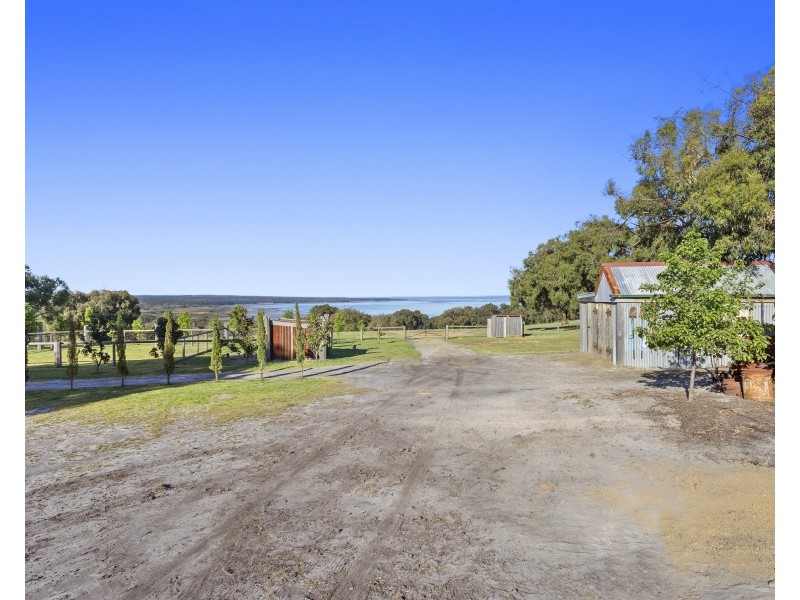 59 Barge Access Road, French Island VIC 3921