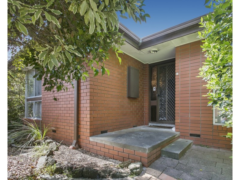 1 Upminster Court, Frankston VIC 3199