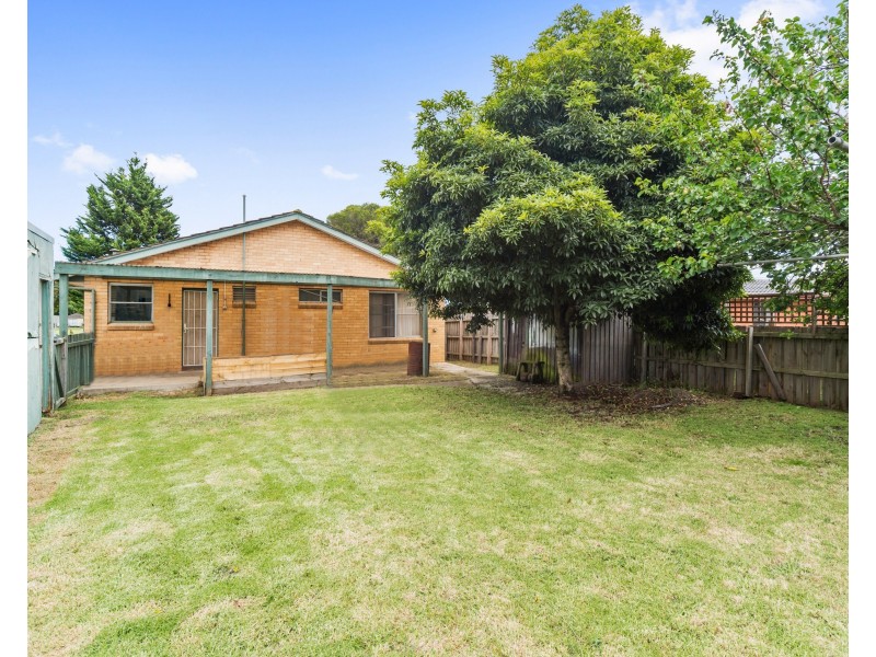 23 Bouvardia Crescent, Frankston North VIC 3200