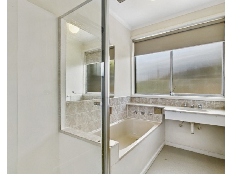 3 Minno Crt, Frankston VIC 3199